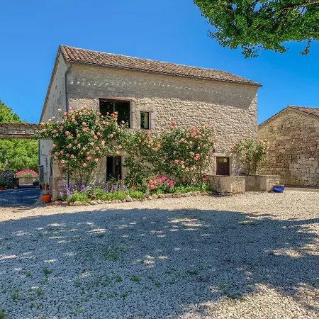La Bourriette Vila
