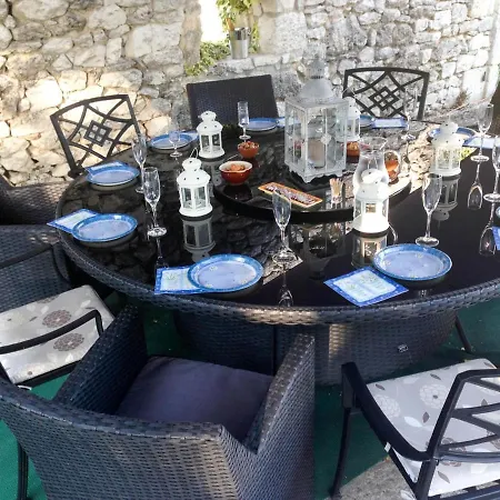 La Bourriette Villa *
